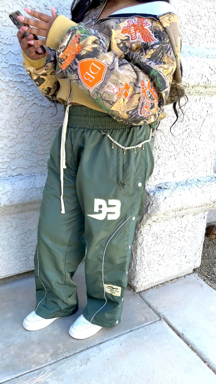 ‘Guapamole’ Windbreaker Pants